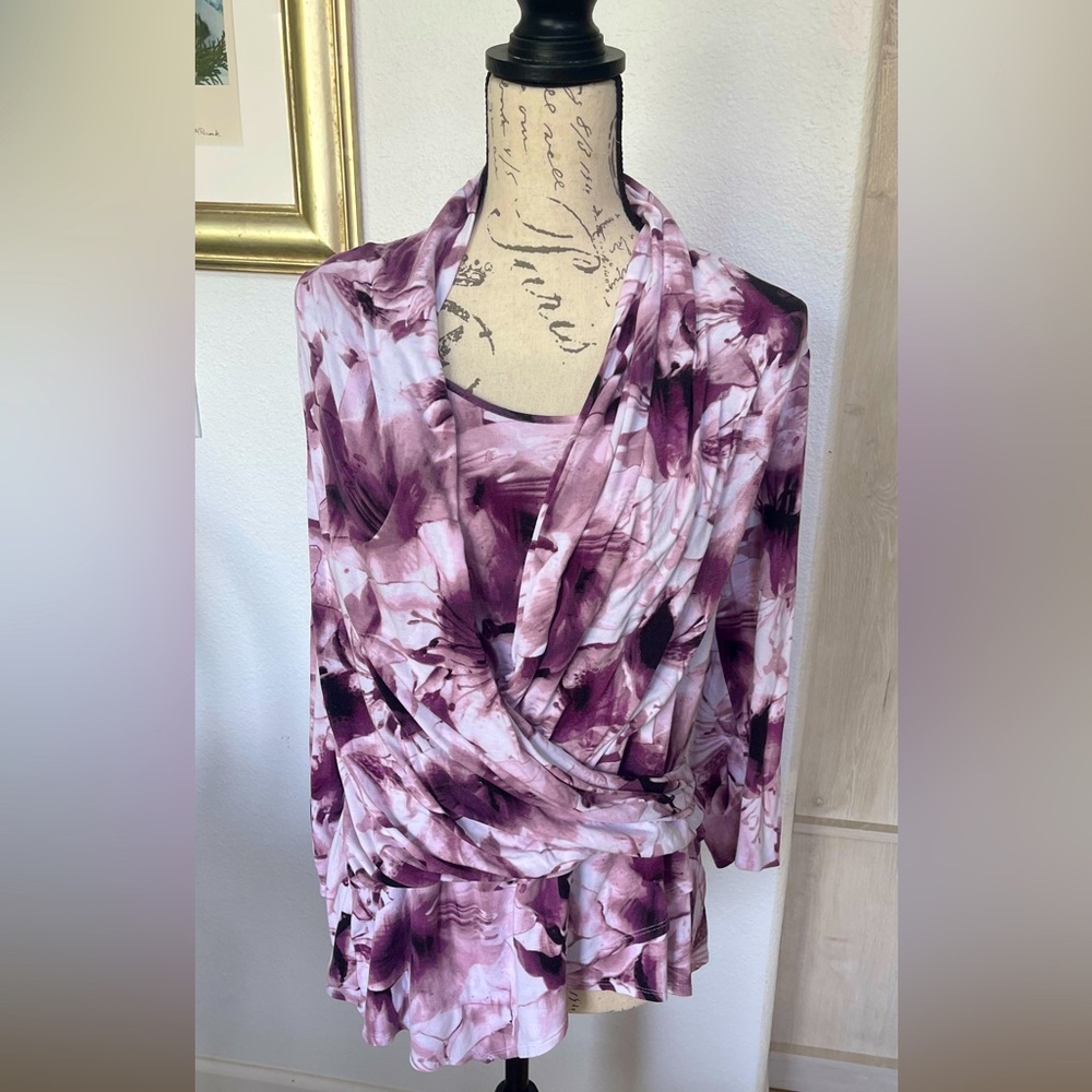 Jennifer Lopez mock wrap top size XL. Worn 2x. EUC.